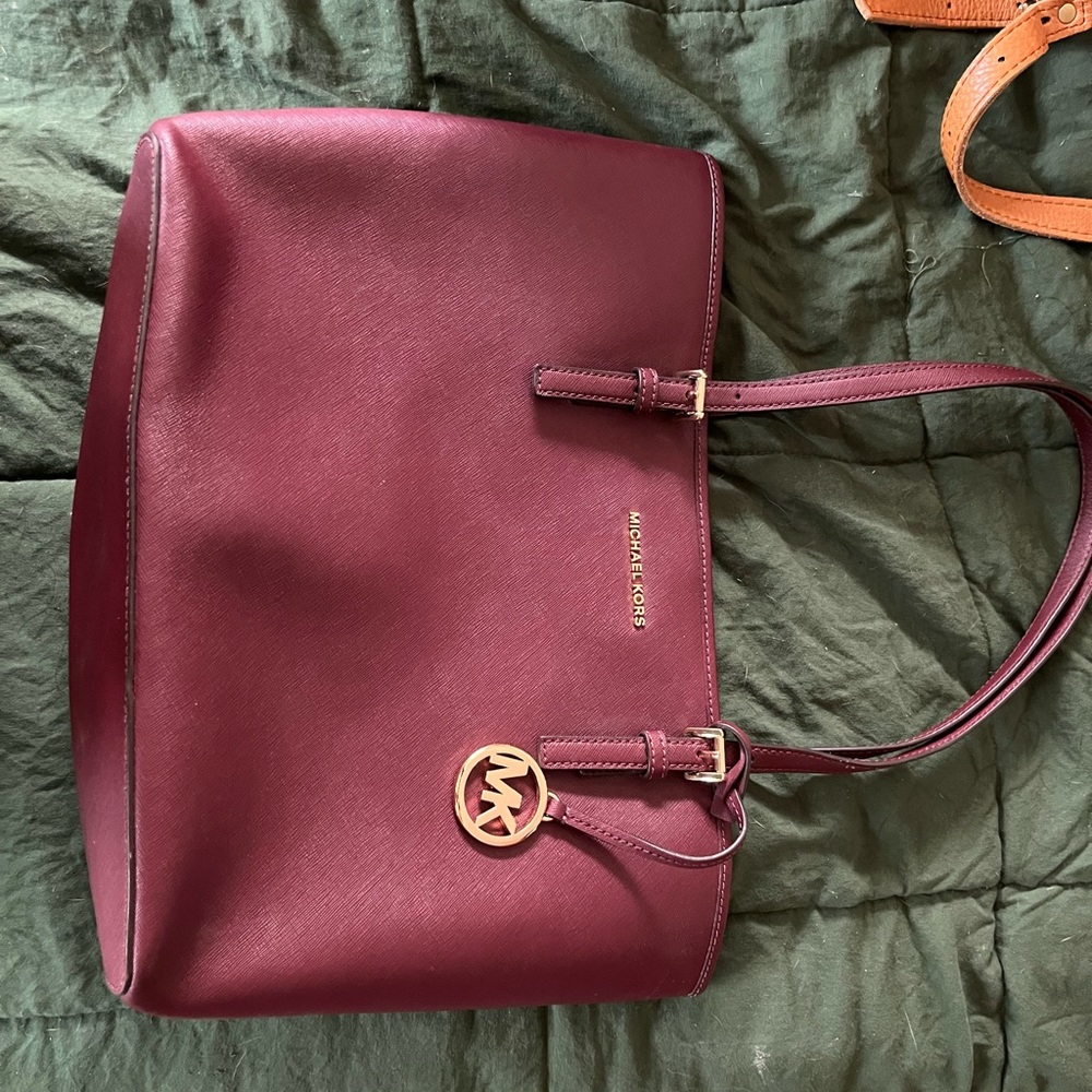 Micheal Kors Tote